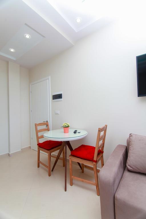 Blue Sea Apartments Sarandë Quarto foto